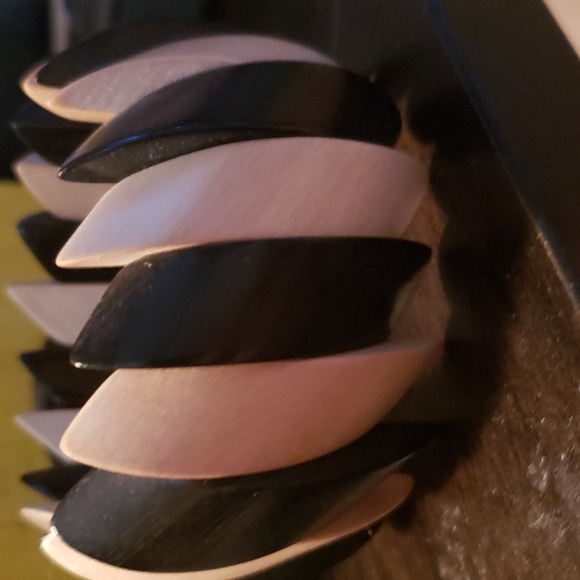 Monochrome bracelet - Picture 1 of 1